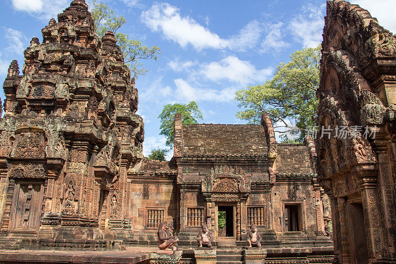 柬埔寨:吴哥建筑群的Banteay Srei庙
